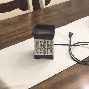 Scentsy Bole Wax Warmer